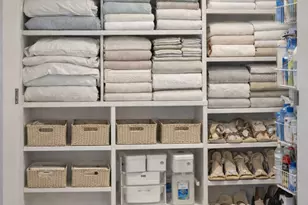 305 E 40th St, New York, NY 10016 - Photo 12