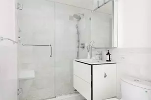 435 E 76th St, New York, NY 10021 - Photo 22