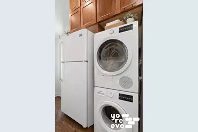 325 W 21st Street #15, New York City, NY 10011 - Photo 6