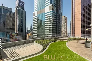 1600 Broadway, New York City, NY 10019 - Photo 10