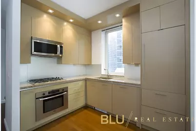 1600 Broadway #20-A, New York City, NY 10019 - Photo 2