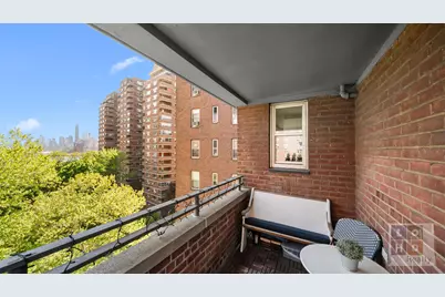 572 Grand Street #G803, New York City, NY 10002 - Photo 10