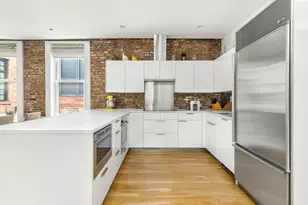 17 Cornelia St, New York City, NY 10014 - Photo 4