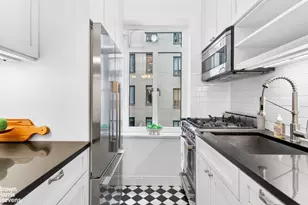 20 E 35th St, New York City, NY 10016 - Photo 6