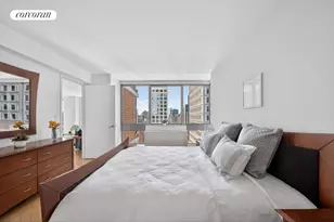 235 E 55th St, New York City, NY 10022 - Photo 4