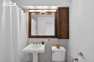 235 E 55th St, New York City, NY 10022 - Photo 6