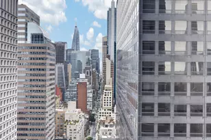235 E 55th St, New York City, NY 10022 - Photo 8