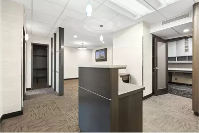150 E 69th Street #2R, New York City, NY 10021 - Photo 4