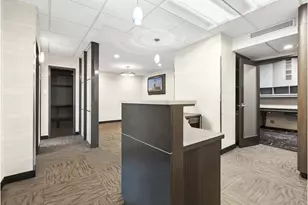 150 E 69th St, New York City, NY 10021 - Photo 4
