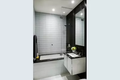 25 Broad Street #18P, New York City, NY 10004 - Photo 2