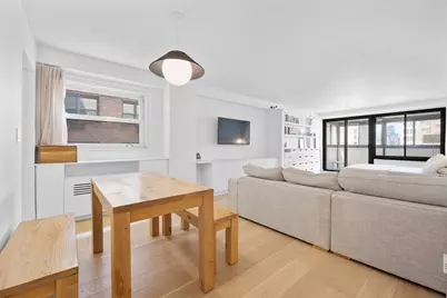 142 E 16th Street #11G, New York, NY 10003 - Photo 4