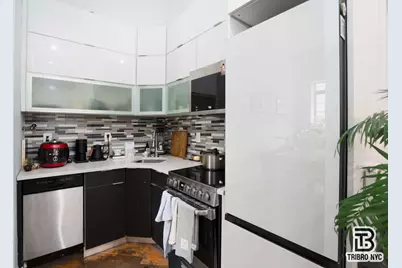 378 S 3rd Street #1D, Brooklyn, NY 11211 - Photo 4