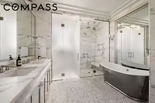 212 W 18th St, New York, NY 10011 - Photo 12