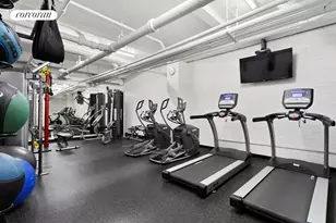 200 E 16th St, New York City, NY 10003 - Photo 12