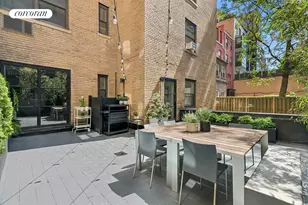 200 E 16th St, New York City, NY 10003 - Photo 4