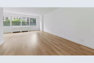 150 W End Avenue #4-K, New York City, NY 10023 - Photo 10