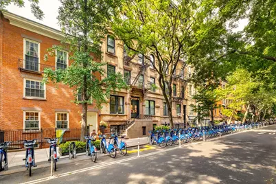 81 Perry Street #4A, New York, NY 10014 - Photo 14