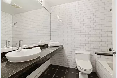 176 Johnson Street #4G, Brooklyn, NY 11201 - Photo 4