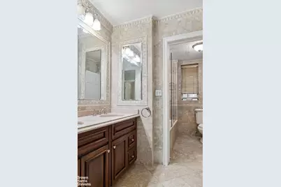 111 E 88th Street #5B, New York City, NY 10128 - Photo 8