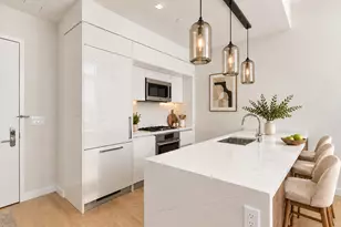 505 W 43rd St, New York City, NY 10036 - Photo 2