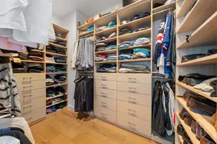 360 E 89th St, New York, NY 10128 - Photo 8