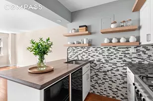 101 W 12th St, New York City, NY 10011 - Photo 2