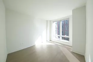 555 10th Ave, New York, NY 10018 - Photo 4