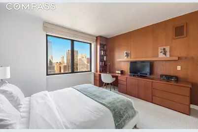160 Central Park S #3903, New York City, NY 10019 - Photo 6