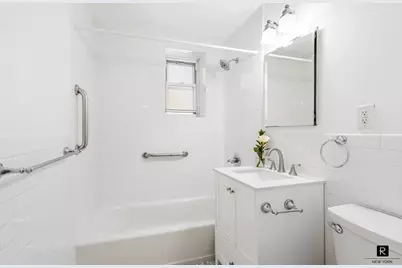 319 E 105th Street #2-D, New York City, NY 10029 - Photo 8