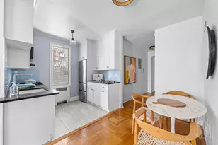 55 Eastern Pkwy, Brooklyn, NY 11238 - Photo 8