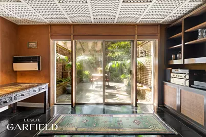 326 E 69th Street, New York City, NY 10021 - Photo 4