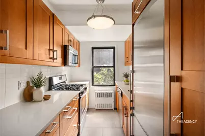 333 E 55th Street #14B, New York City, NY 10022 - Photo 4