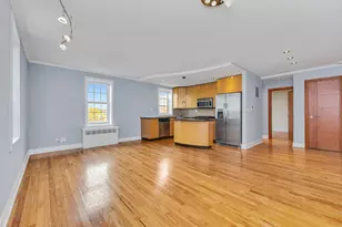 139-09 84th Dr, New York City, NY 11435 - Photo 4