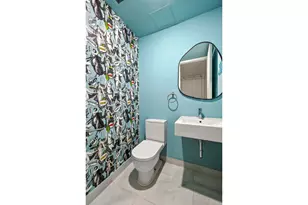 133 W 22nd St, New York, NY 10011 - Photo 4