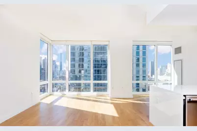 247 W 46th Street #1402, New York City, NY 10036 - Photo 1