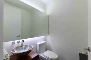 247 W 46th St, New York City, NY 10036 - Photo 8