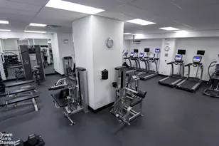 400 E 56th St, New York City, NY 10022 - Photo 12