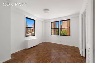201 E 21st St, New York City, NY 10010 - Photo 4