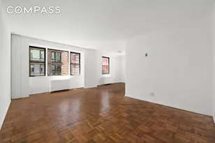 201 E 21st St, New York City, NY 10010 - Photo 2