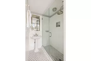 40 5th Ave, New York City, NY 10011 - Photo 10