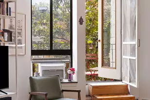 759 President St, New York City, NY 11215 - Photo 2