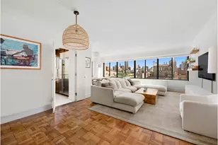 900 Park Ave, New York, NY 10075 - Photo 1