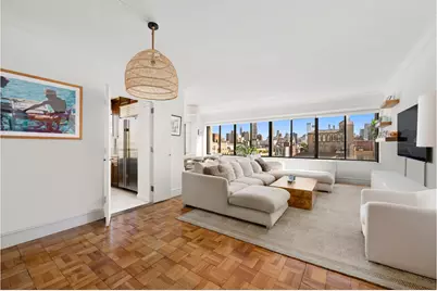 900 Park Avenue #18C, New York City, NY 10075 - Photo 1