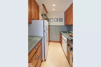 179 E 78th Street #2C, New York City, NY 10075 - Photo 4