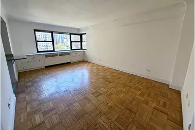 305 E 72nd Street #10A, New York City, NY 10021 - Photo 2