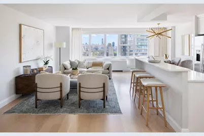 155 W 68th Street #28E, New York City, NY 10023 - Photo 2