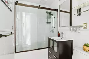 91 Grand Ave, New York City, NY 11205 - Photo 8