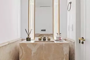 111 W 57th St, New York City, NY 10019 - Photo 14