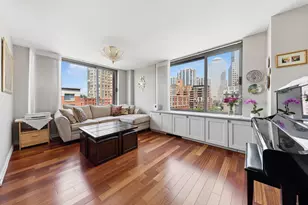 2 S End Ave, New York City, NY 10280 - Photo 2