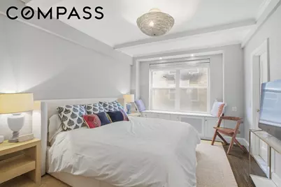 60 Gramercy Park N #8D, New York City, NY 10010 - Photo 6